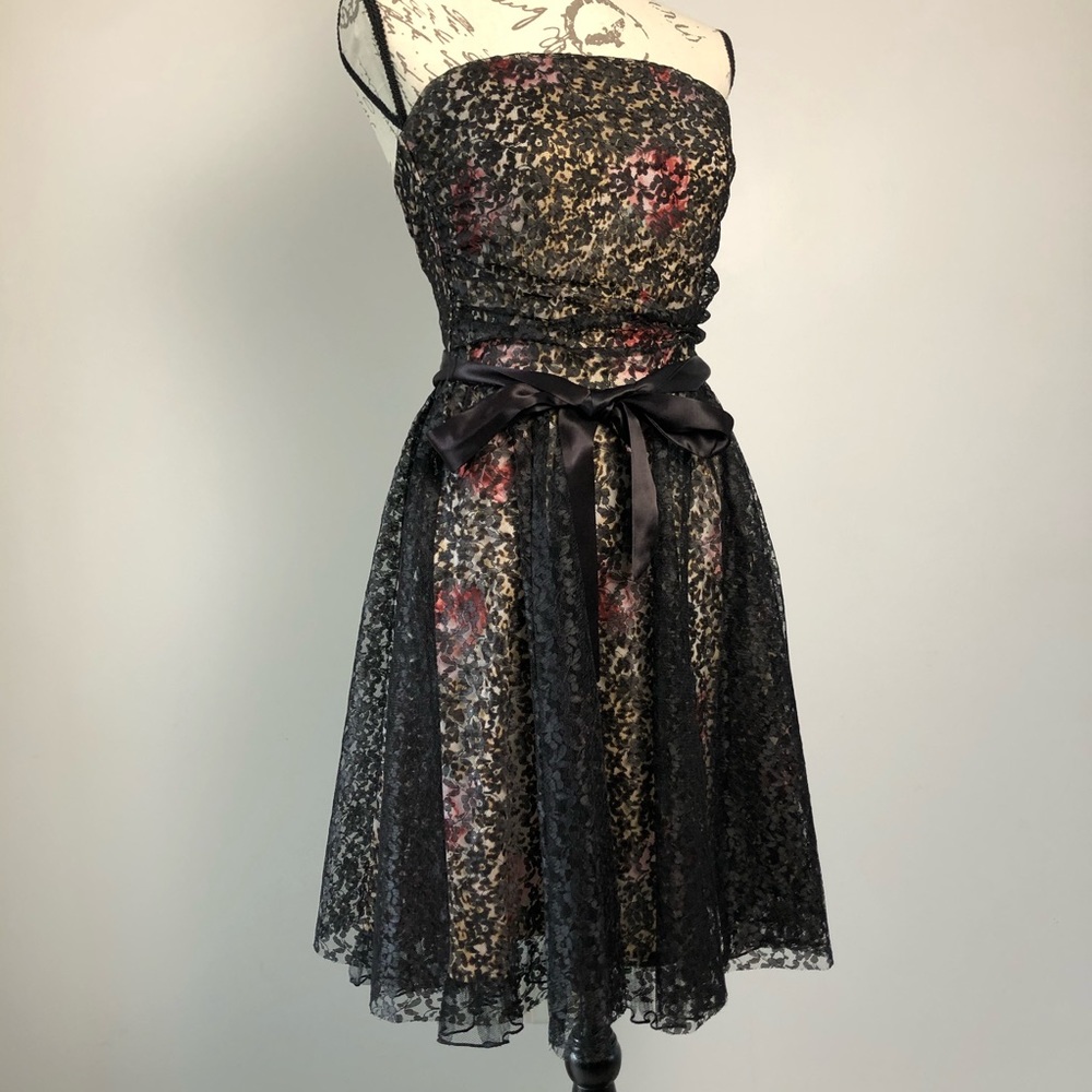 3/24 Wishes Wishes Wishes Lace Strapless Dress - 5